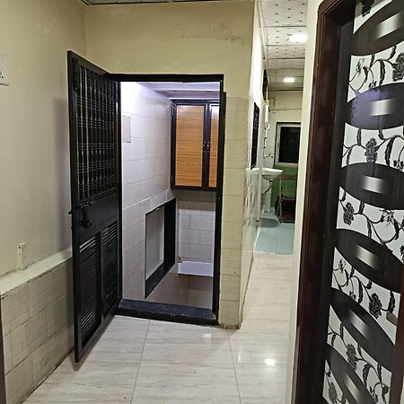 Hotel Urban Comfort Mumbai Exterior photo