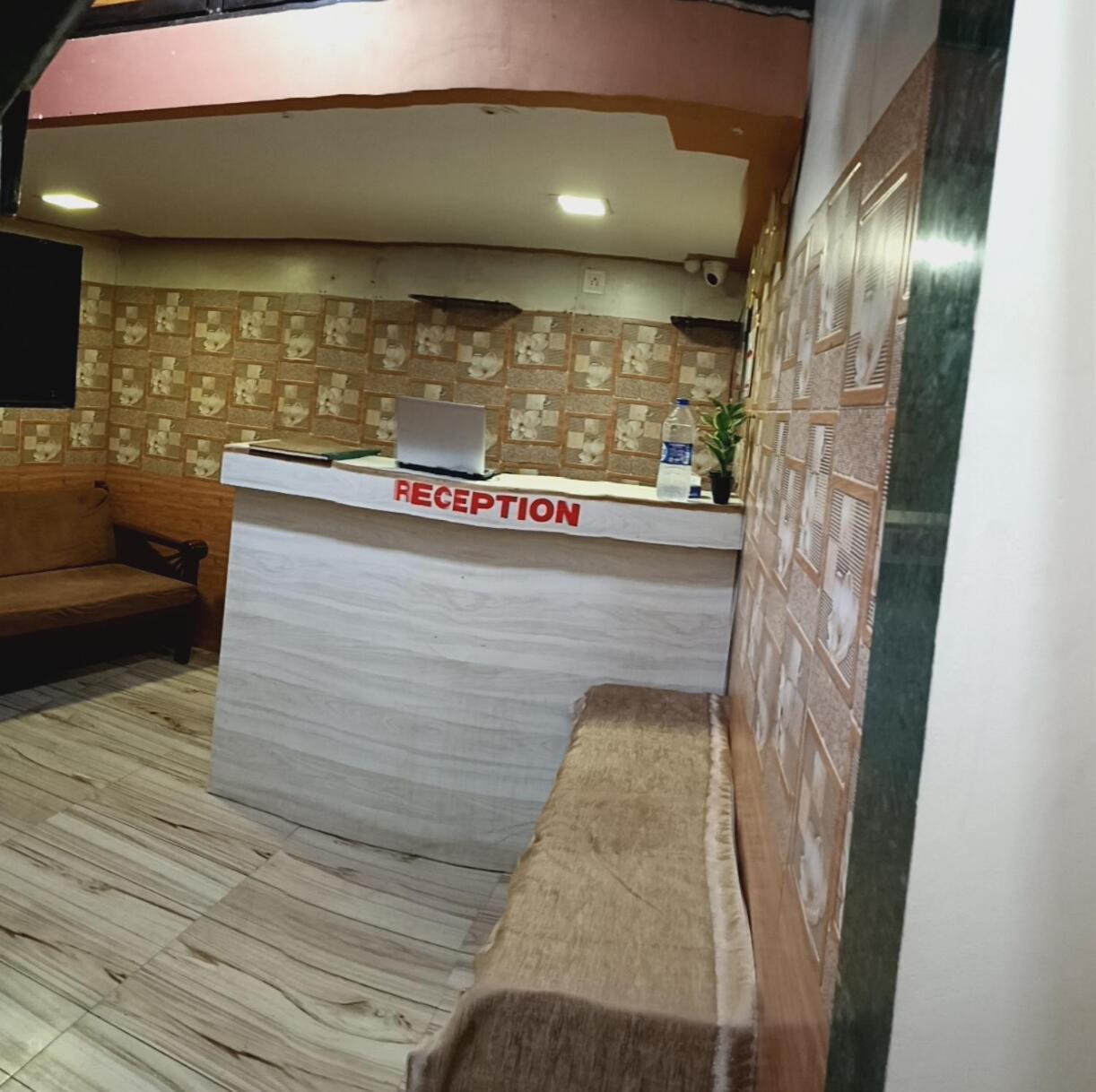 Hotel Urban Comfort Mumbai Exterior photo